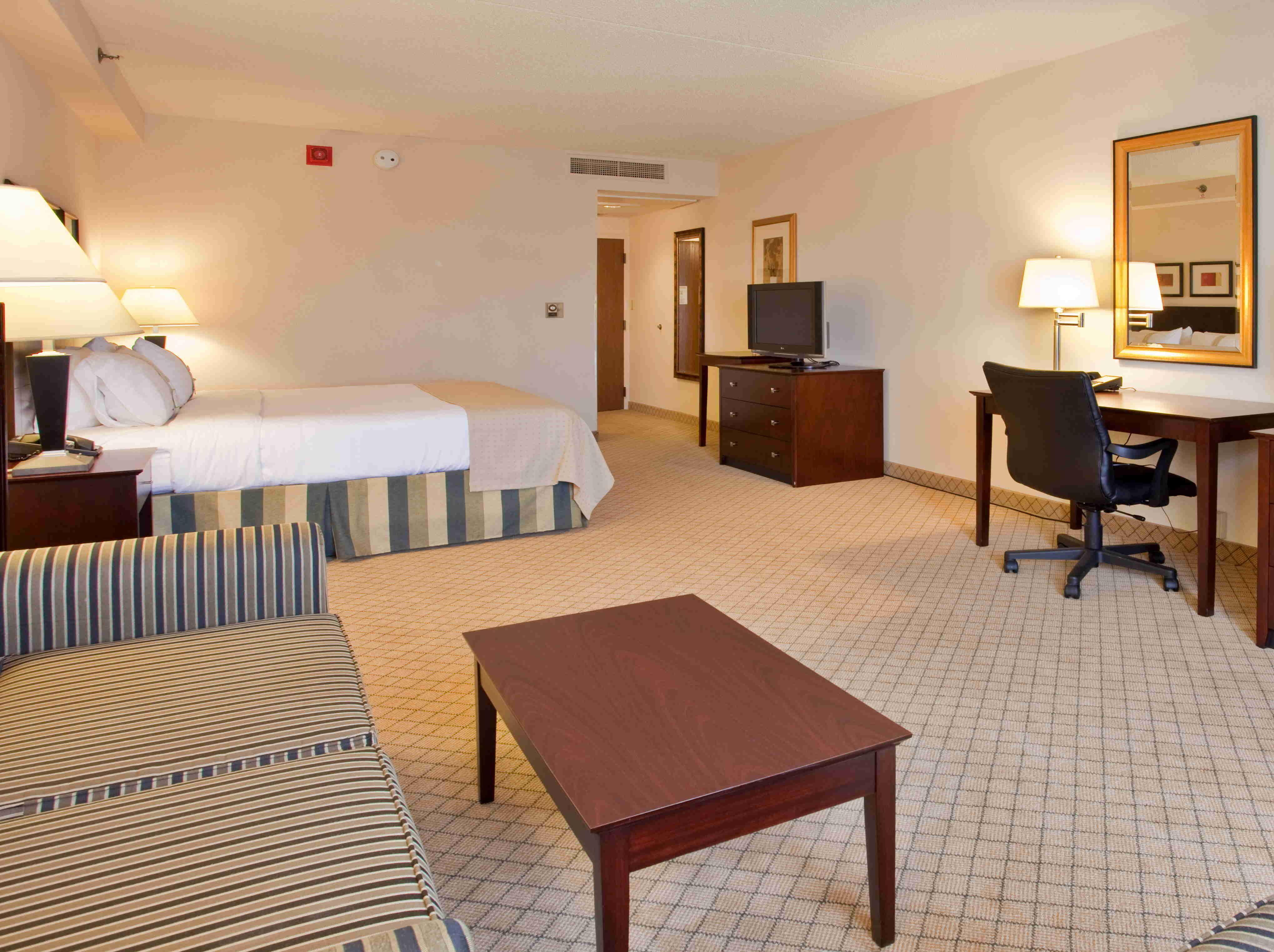 Holiday Inn Hotel & Suites Springfield, An Ihg Hotel Esterno foto